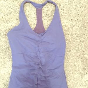 Super flattering ruched workout top